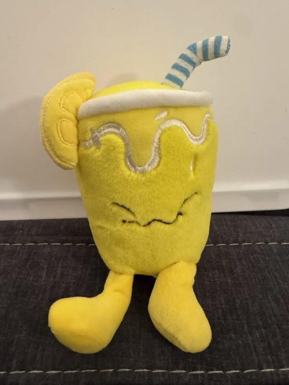 Giggle Scape Lemonade Drink with Straw Plush 10